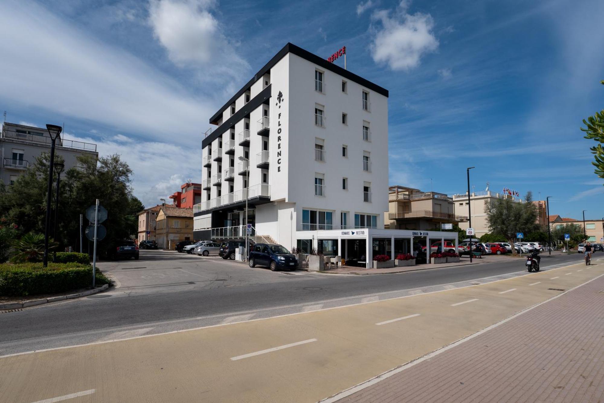 Hotel Florence ماروتّا المظهر الخارجي الصورة