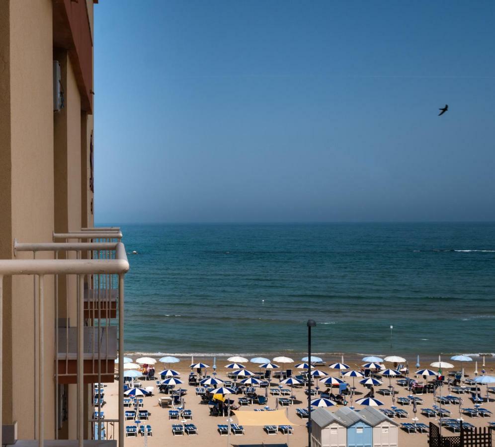 Hotel Florence ماروتّا المظهر الخارجي الصورة